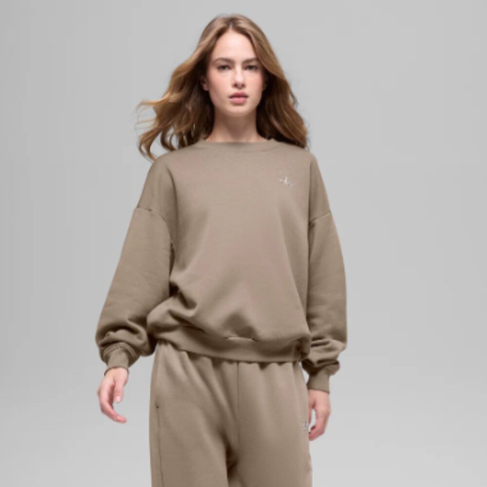 NWT- XL ALO Accolade Crew Neck in Gravel - Picture 2 of 5